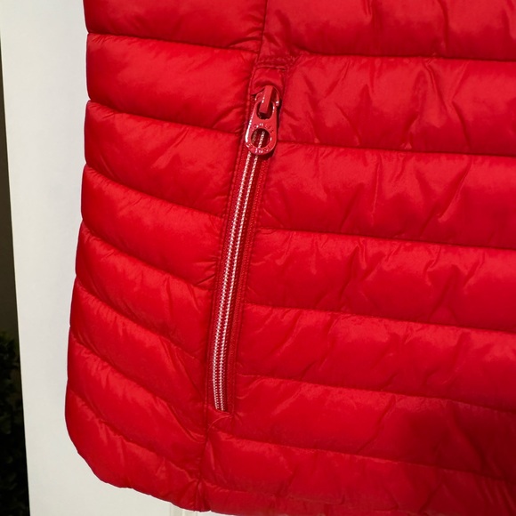 ✨NWOT Ladies Size 12 Joules Puffer Vest Red Full Zip Right as Rain Collection ✨ - Picture 5 of 10